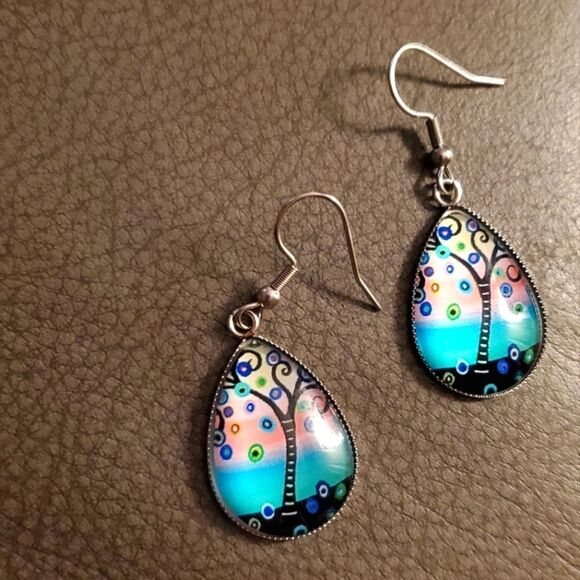 3-for-$15 Tree of Life irradescent earrings. Trans pride. New. - Picture 1 of 3